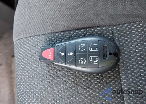 2008 Dodge Grand Caravan Sxt z USA, uszkodzony, nr VIN 1D8HN54P18B166070